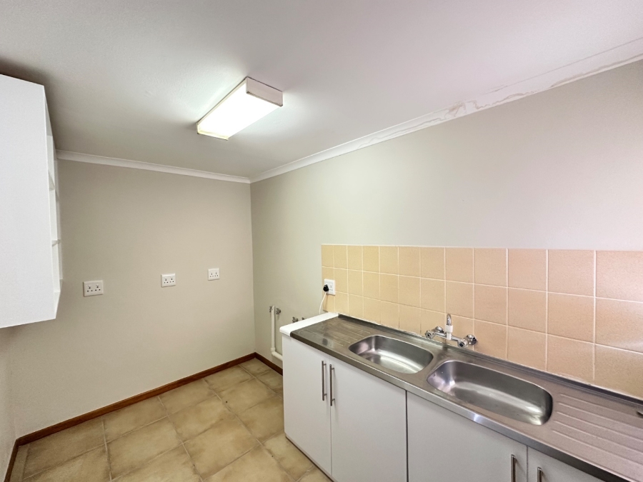 5 Bedroom Property for Sale in Bayview Western Cape